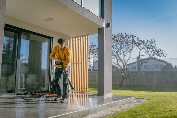 Best Pool Deck Cleaning  in Bangor, MI